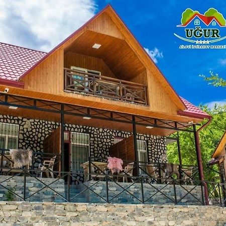 Quba Ugur Hotel Exterior photo