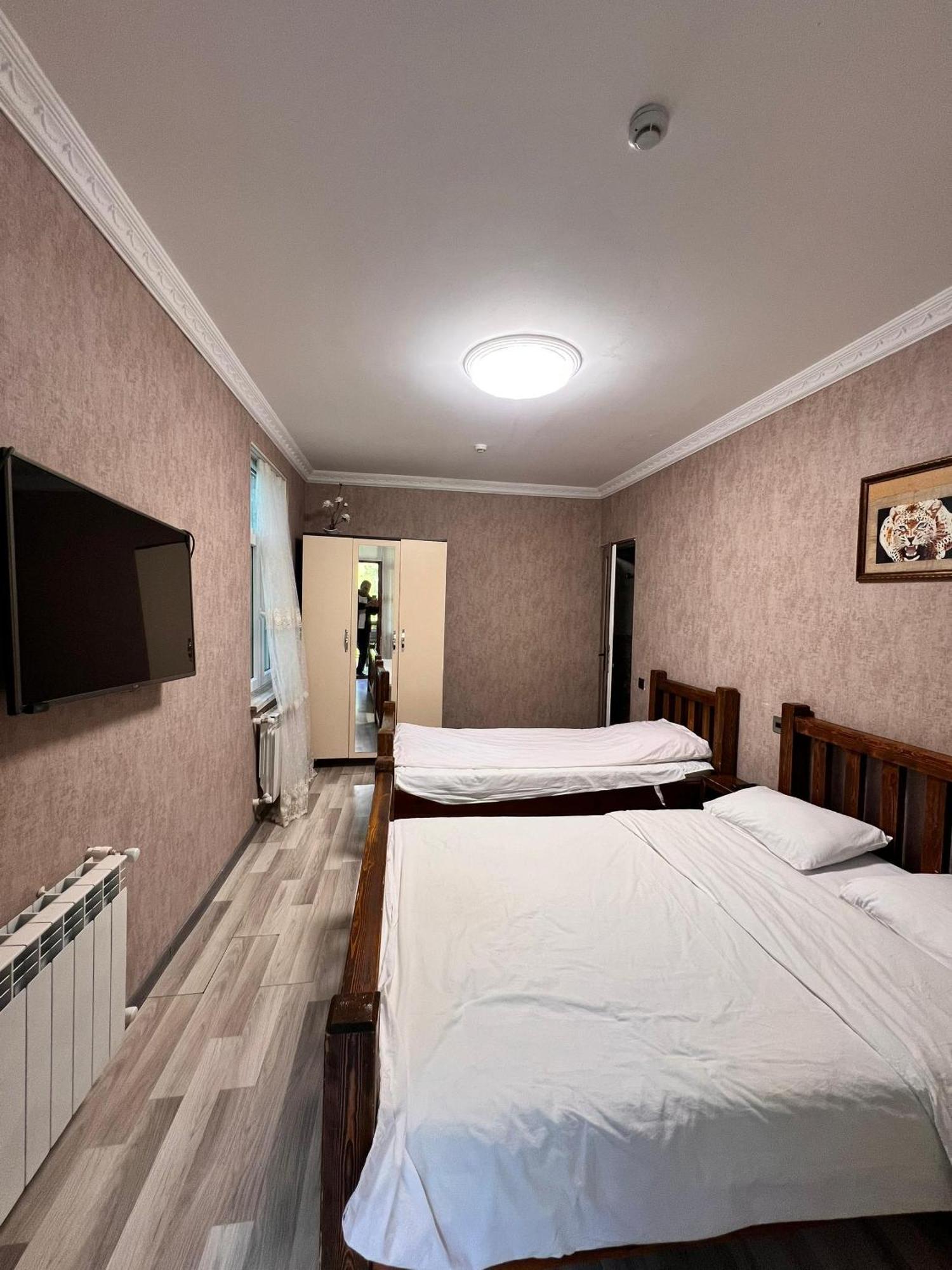 Quba Ugur Hotel Exterior photo
