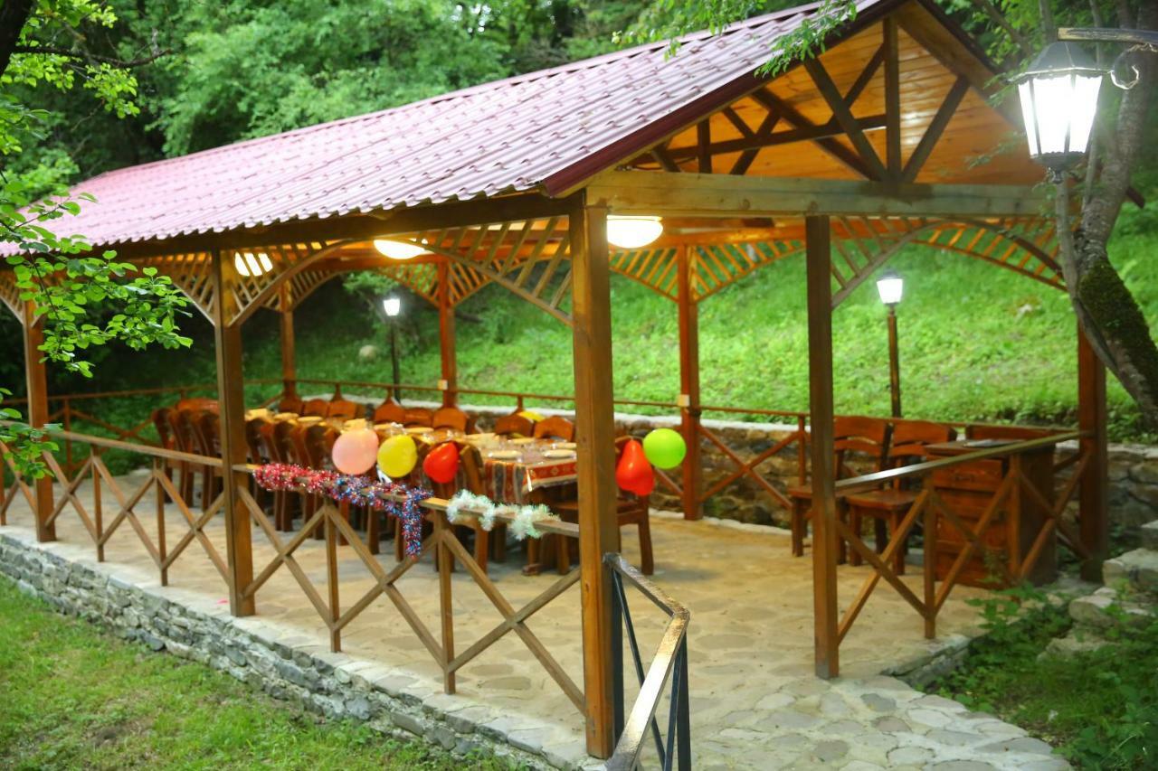 Quba Ugur Hotel Exterior photo